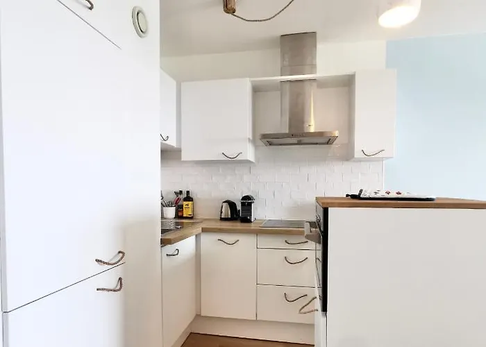 Vue Sur Mer Clara Apartment *